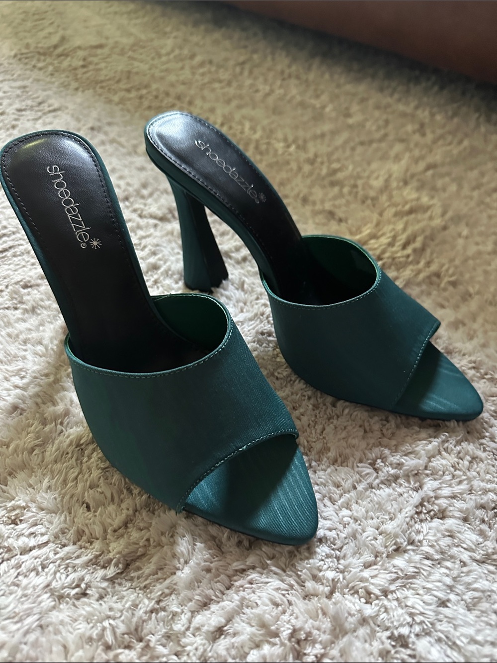 Shoe Dazzle Teal Slide Mules with Pointed Toe